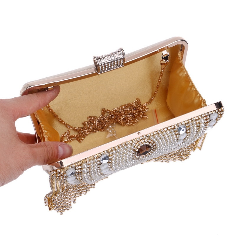 Women's Vintage Style Chain Tassel Clutch