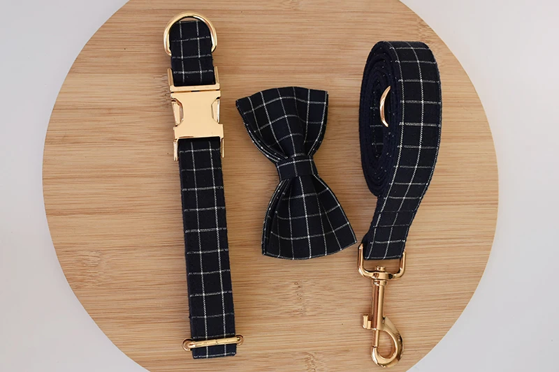 Dog's Personalized Plaid Collar